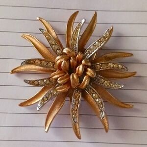 CORO Gold Toned Rhinestone Flower Brooch